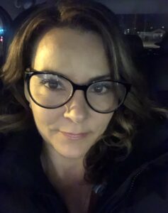 Gina W. - Artist Thumbnail Image
